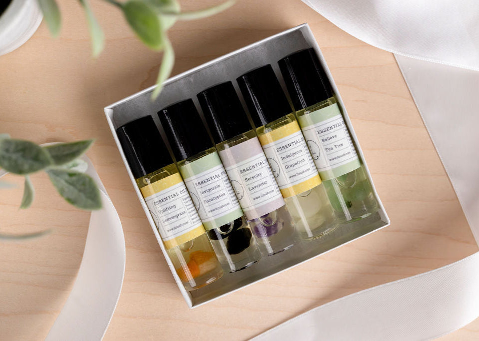 Essential Oils Roll-On with Crystals - set of 5 by Lizush