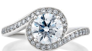 The Benefits of Moissanite Jewelry