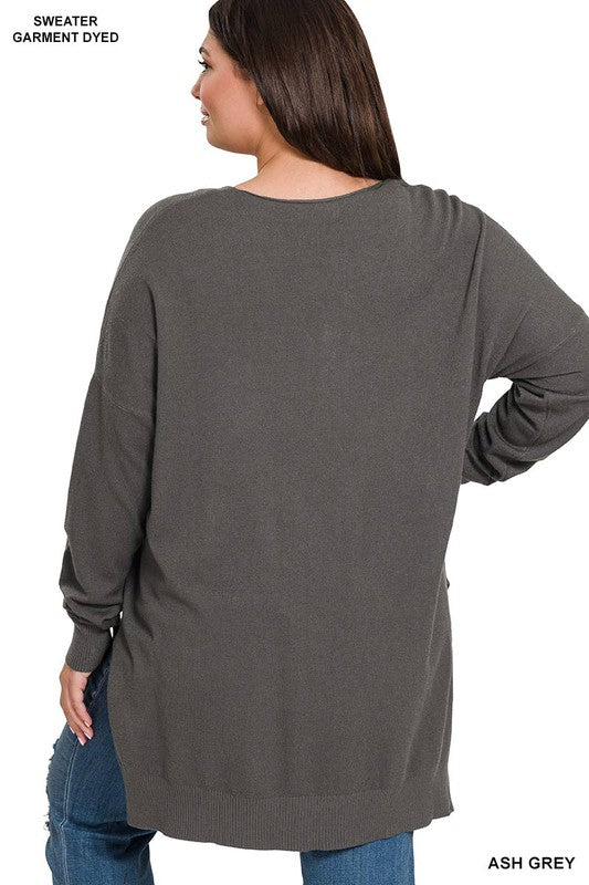 PLUS HI-LOW HEM V-NECK CENTER SEAM SWEATER