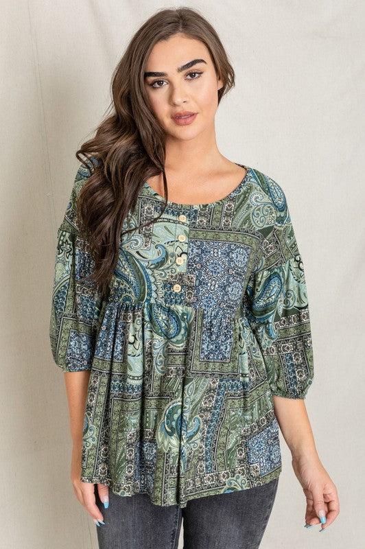 EG Fashion Plus Button Accent Paisley Top