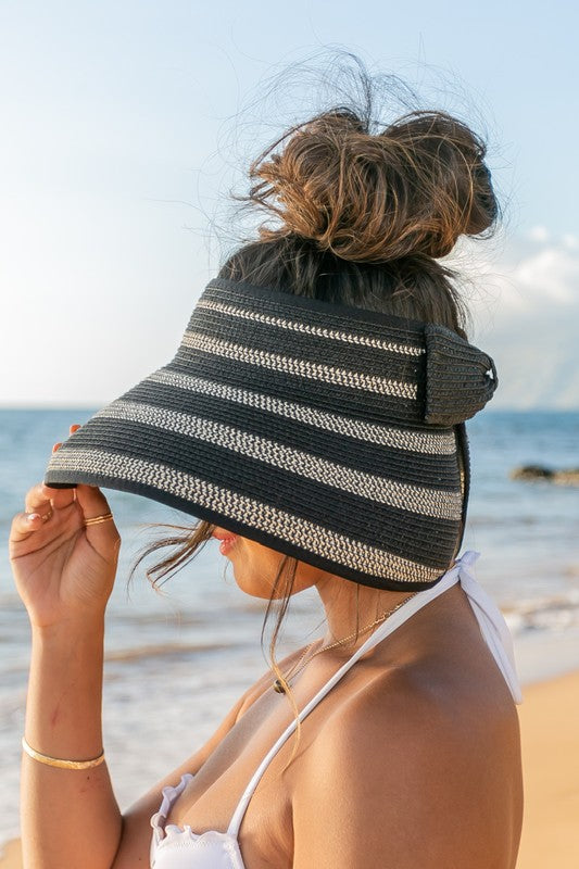 Aili's Corner Marled Stripe Roll up Bow Visor