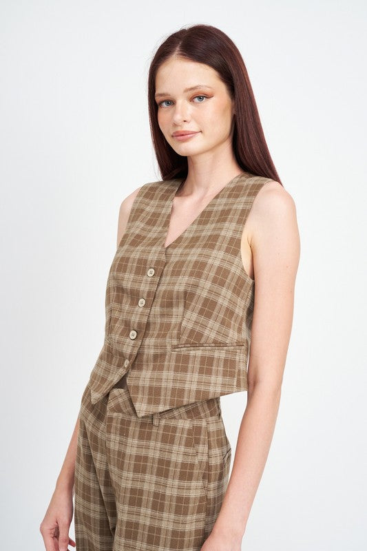 Emory Park Plaid Button Up Vest