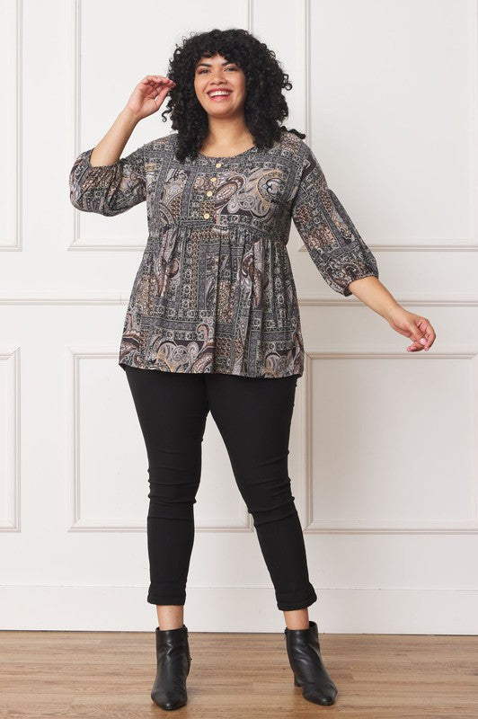 EG Fashion Plus Button Accent Paisley Top