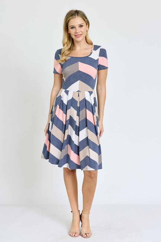 EG fashion Chevron Pleated Midi Dress