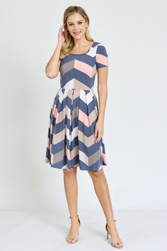EG fashion Plus Chevron Pleated Midi Dress