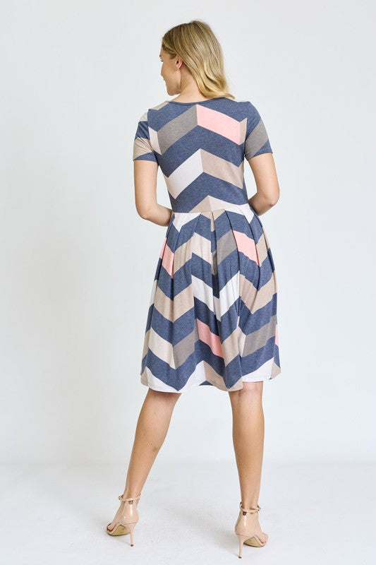EG fashion Chevron Pleated Midi Dress