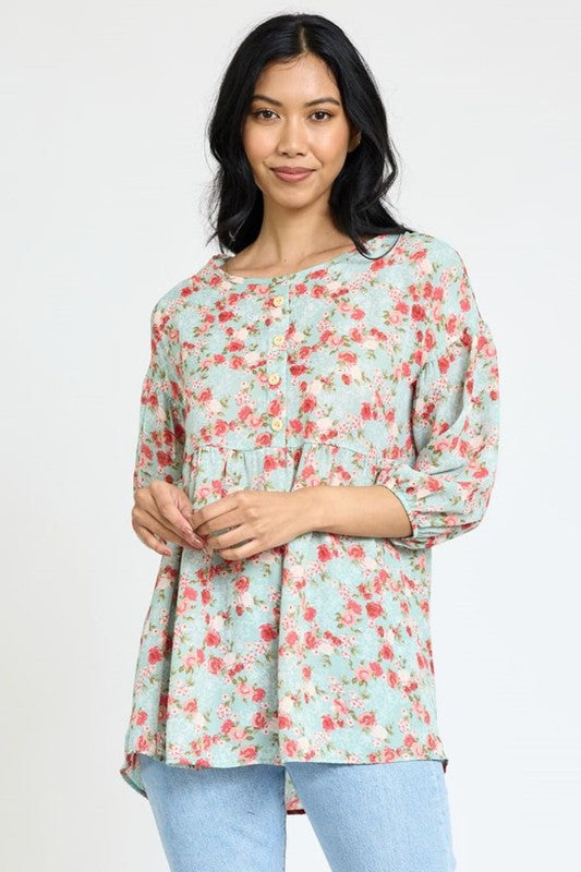 EG Fashion Lightweight Button Accent Ditsy Floral Tunic