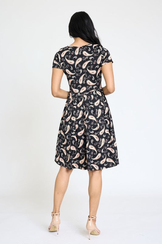EG fashion Paisley Short Sleeve Pleated Midi Dress
