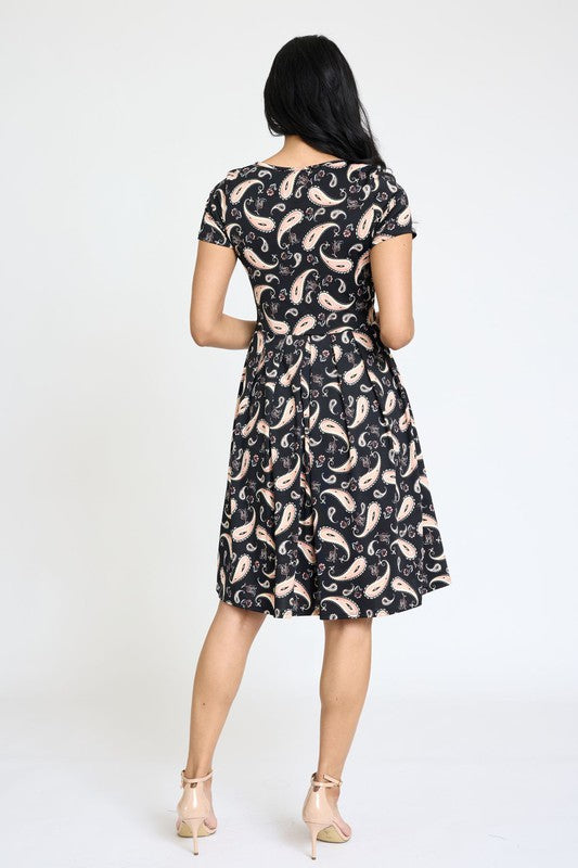 EG fashion Paisley Short Sleeve Pleated Midi Dress
