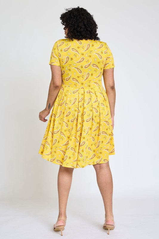 EG fashion Plus Short Sleeve Pleated Midi Dress