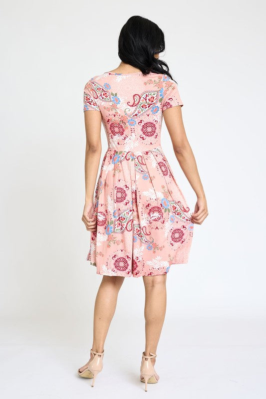 EG fashion Medallion Short Sleeve Pleated Midi Dress