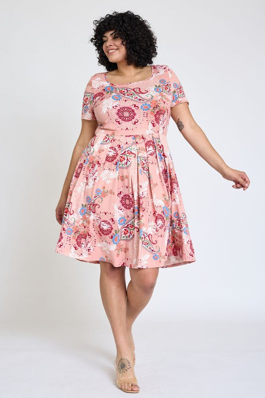 EG fashion Plus Medallion Short Sleeve Pleated Midi Dress