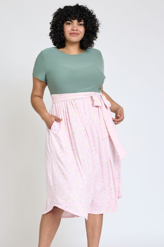 EG fashion Plus Short Sleeve Floral Midi Dress