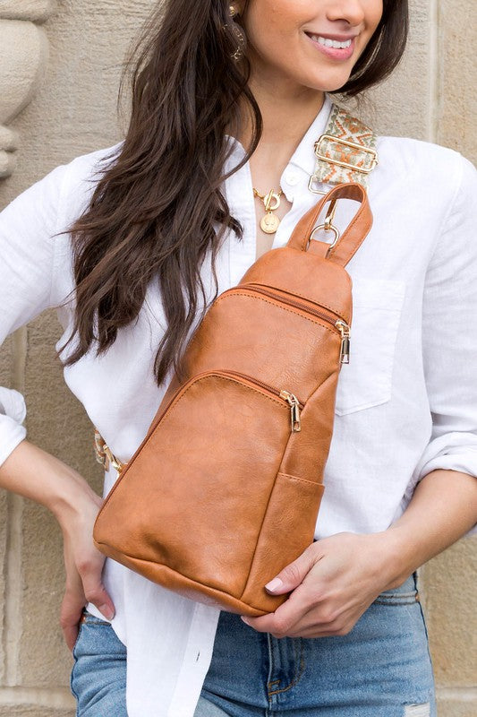 Aili's Corner Evie Everyday Sling Bag