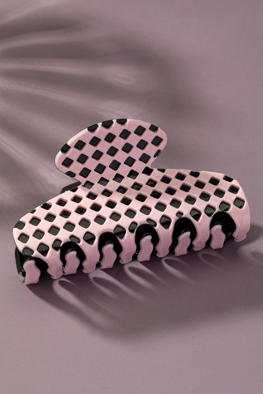 checker pattern hair claw clip