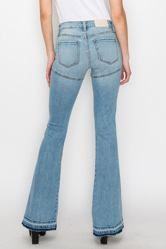 Artemis  Plus Size / High Rise Skinny Flare