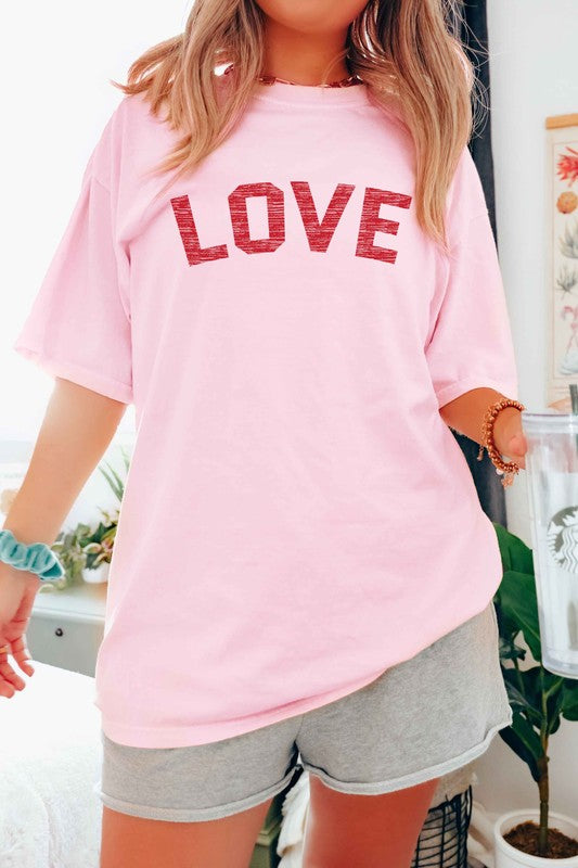 LOVE VALENTINES GRAPHIC TEE