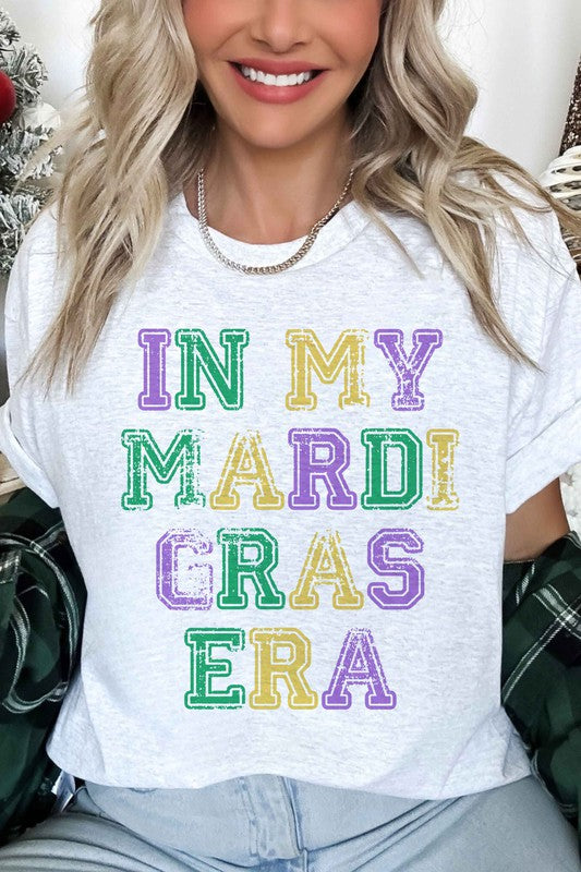 IN MY MARDI GRAS ERA OVERSIZED GRAPHIC TEE