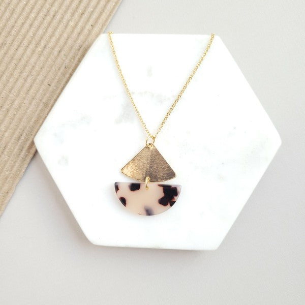 Spiffy & Splendid Ava Blonde Tortoise Necklace