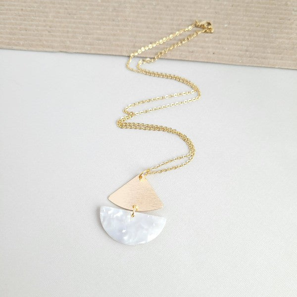 Spiffy & Splendid Ava Pearl Necklace
