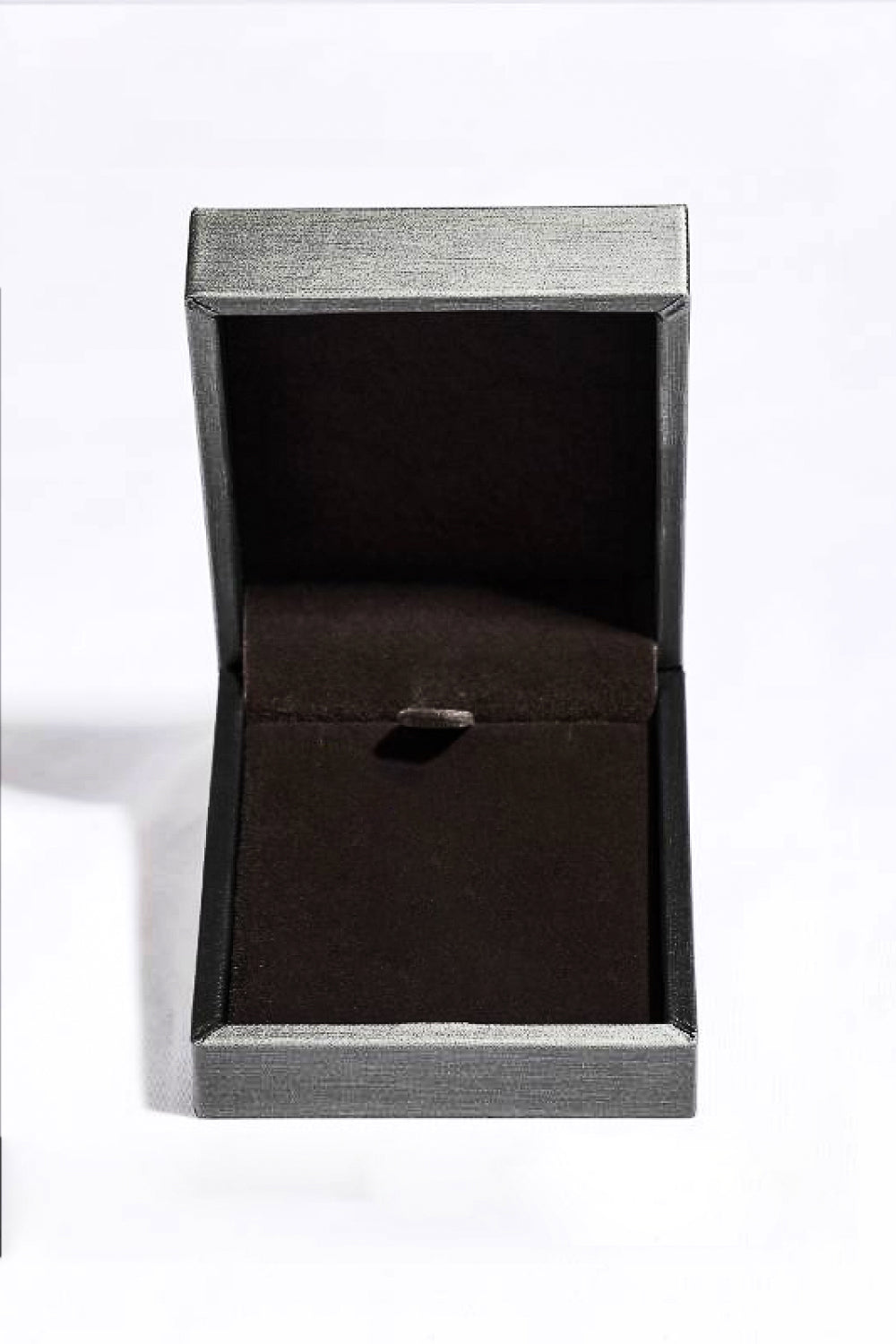 Triangle Moissanite Pendant Necklace Box