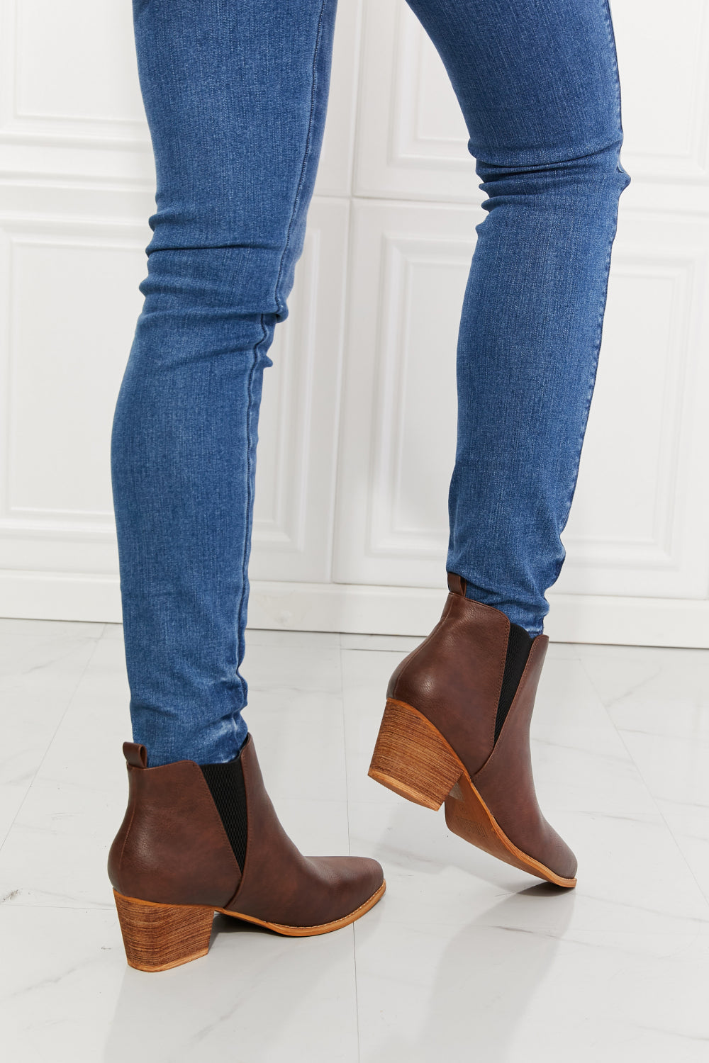 Mmshoes Back At It Point Toe Bootie In Chocolate
