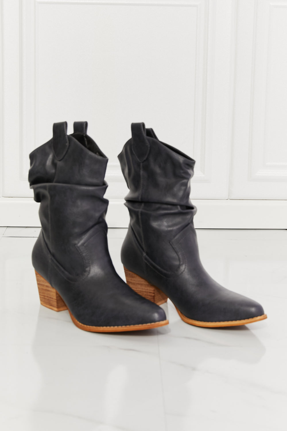 Mmshoes Better In Texas Scrunch Cowboy Boots In Navy