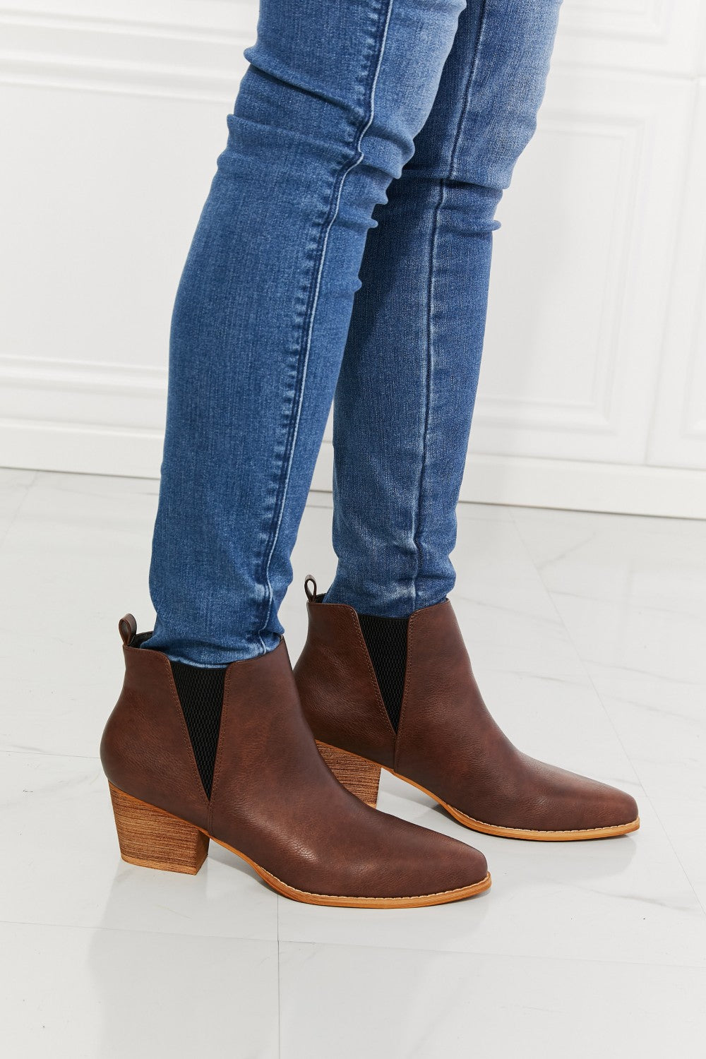 Mmshoes Back At It Point Toe Bootie In Chocolate
