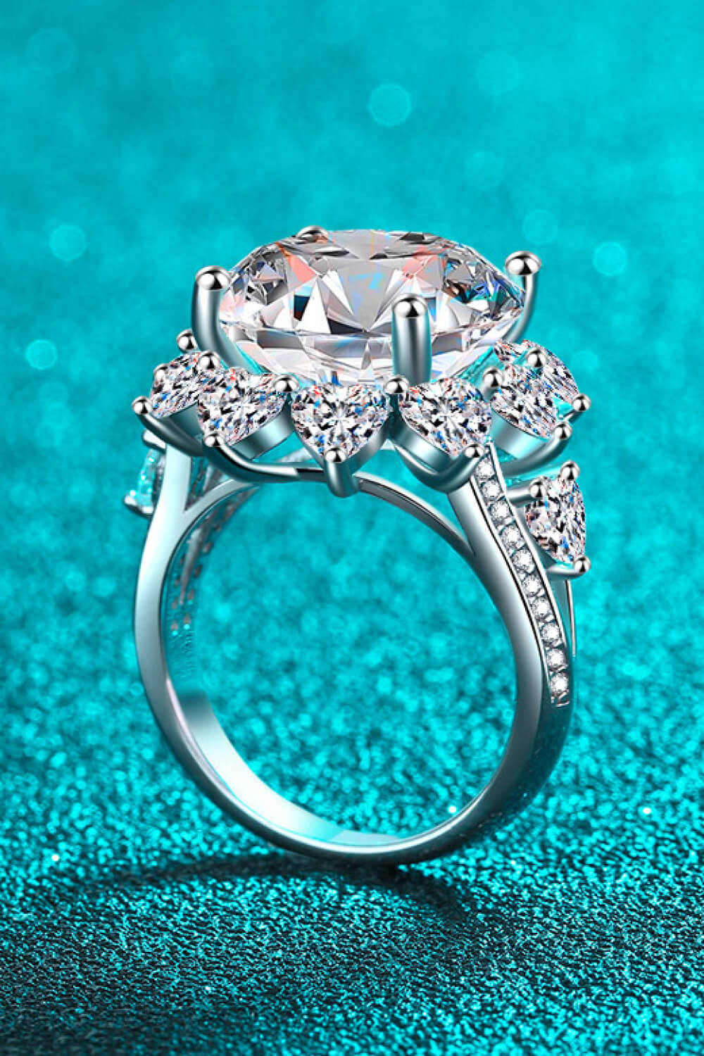 Moissanite Flower-Shaped Ring Image3