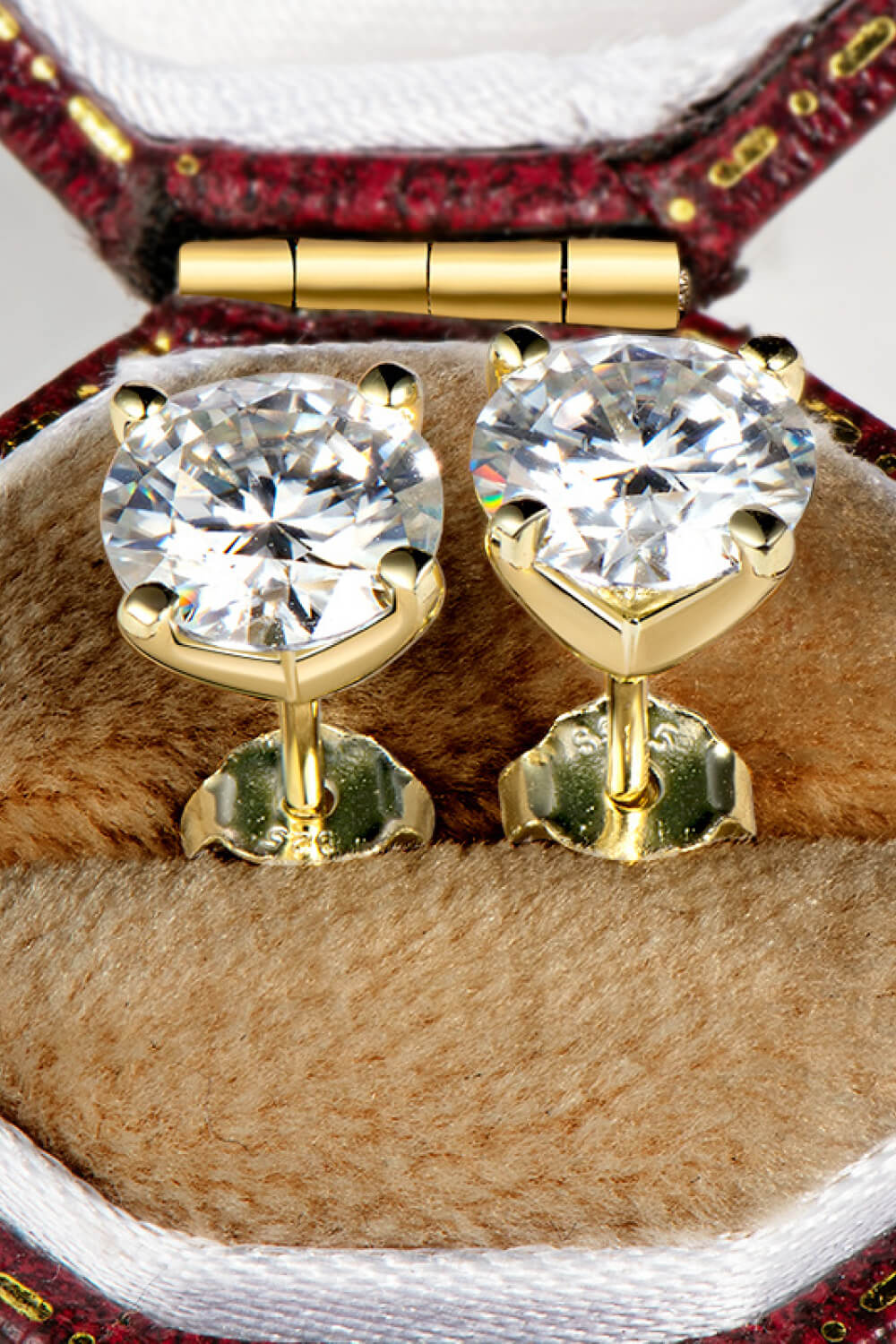 Moissanite 4-Prong Stud Earrings Image5