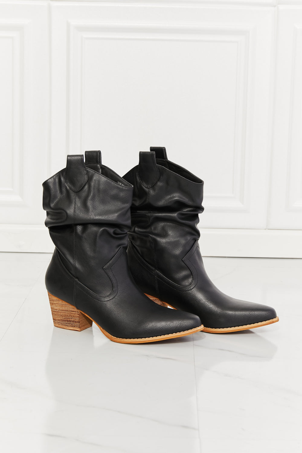 Mmshoes Better In Texas Scrunch Cowboy Boots In Black